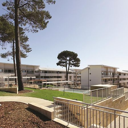 Murdoch University Village Exterior photo